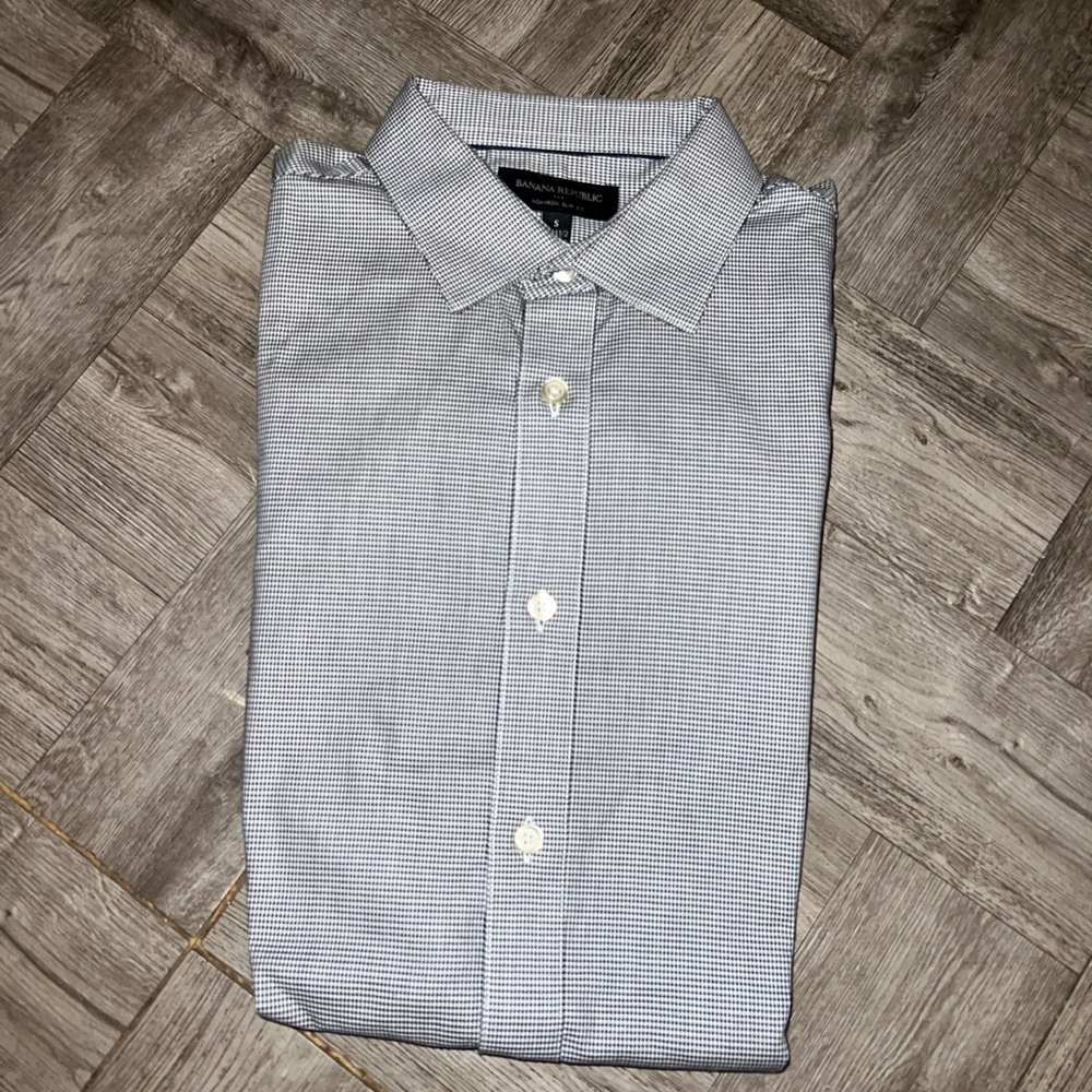 Gray Banana Republic Small dress shirt